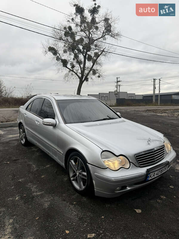 Седан Mercedes-Benz C-Class 2001 в Боярке фото 4 Седан Mercedes-Benz C-Class 2001 в Боярке