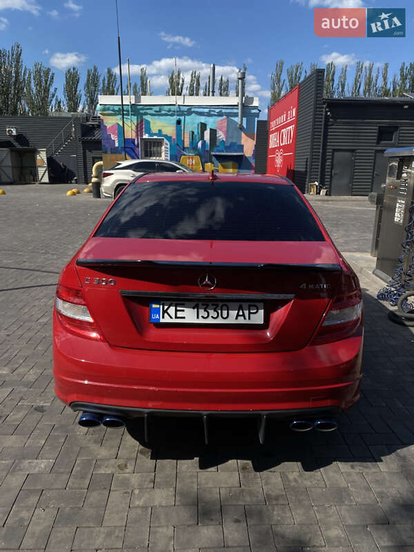 Седан Mercedes-Benz C-Class 2009 в Кривому Розі