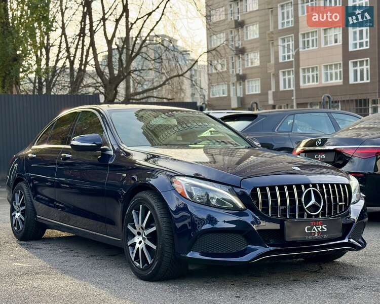 Седан Mercedes-Benz C-Class 2015 в Києві