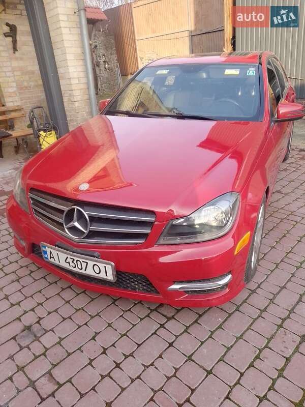 Седан Mercedes-Benz C-Class 2014 в Києві