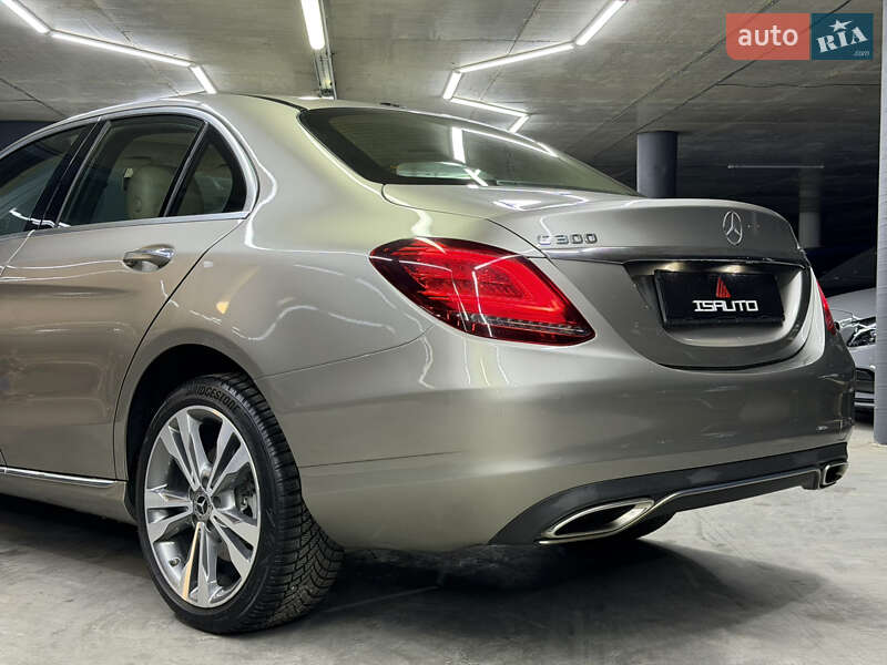 Седан Mercedes-Benz C-Class 2019 в Одесі