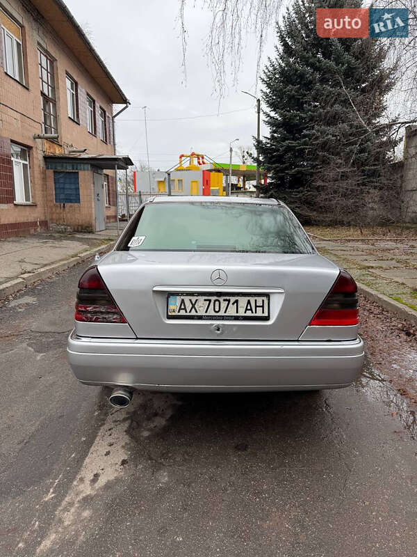Седан Mercedes-Benz C-Class 1996 в Харькове