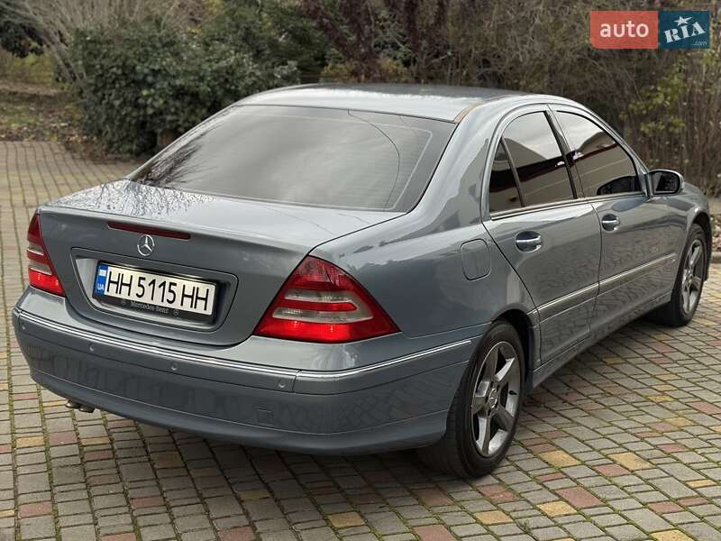 Седан Mercedes-Benz C-Class 2005 в Одесі