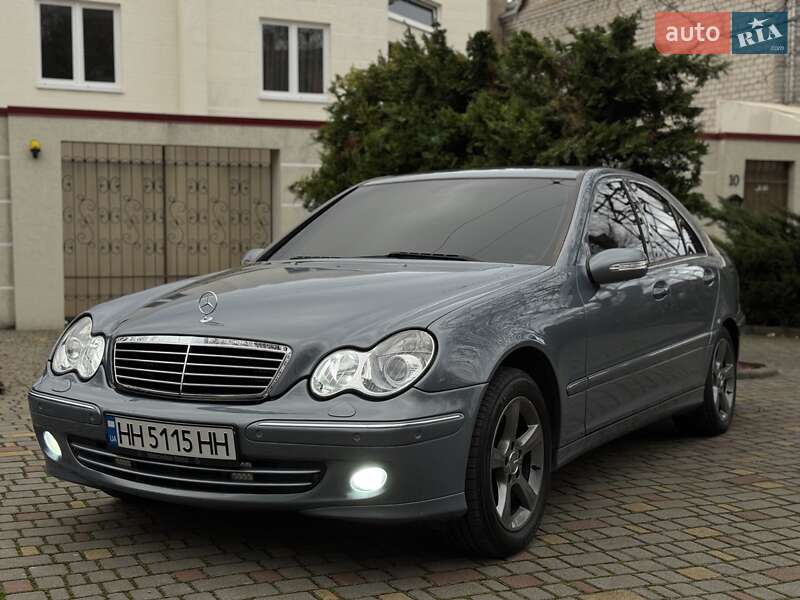 Седан Mercedes-Benz C-Class 2005 в Одесі