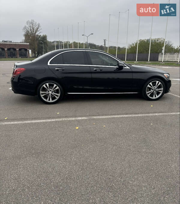 Седан Mercedes-Benz C-Class 2016 в Киеве