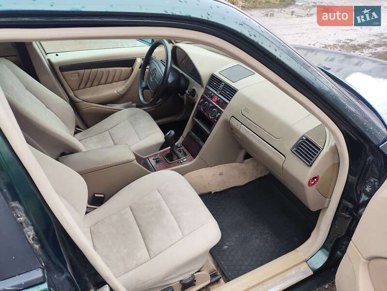 Седан Mercedes-Benz C-Class 1999 в Тернополі