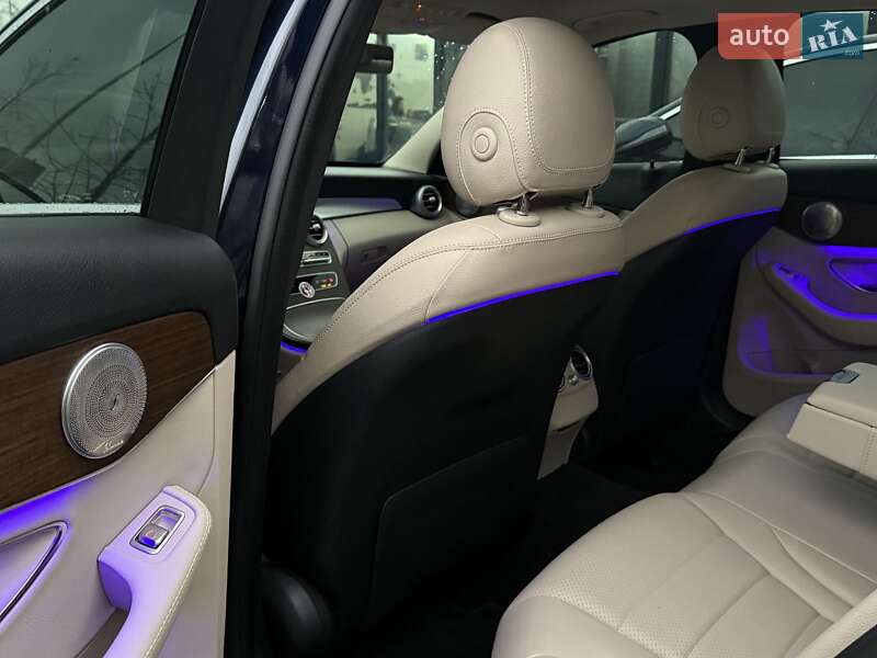 Седан Mercedes-Benz C-Class 2018 в Киеве