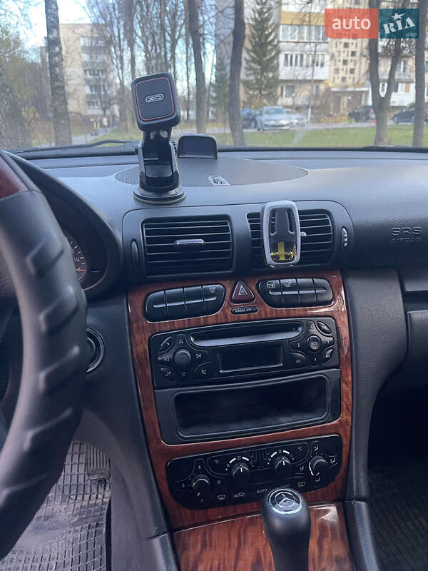 Седан Mercedes-Benz C-Class 2003 в Виннице фото 11 Седан Mercedes-Benz C-Class 2003 в Виннице