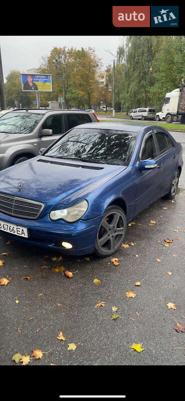 Mercedes-Benz C-Class 2003
