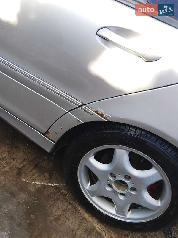 Седан Mercedes-Benz C-Class 2000 в Бориславе фото 6 Седан Mercedes-Benz C-Class 2000 в Бориславе