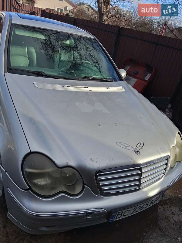 Седан Mercedes-Benz C-Class 2000 в Бориславе фото 9 Седан Mercedes-Benz C-Class 2000 в Бориславе