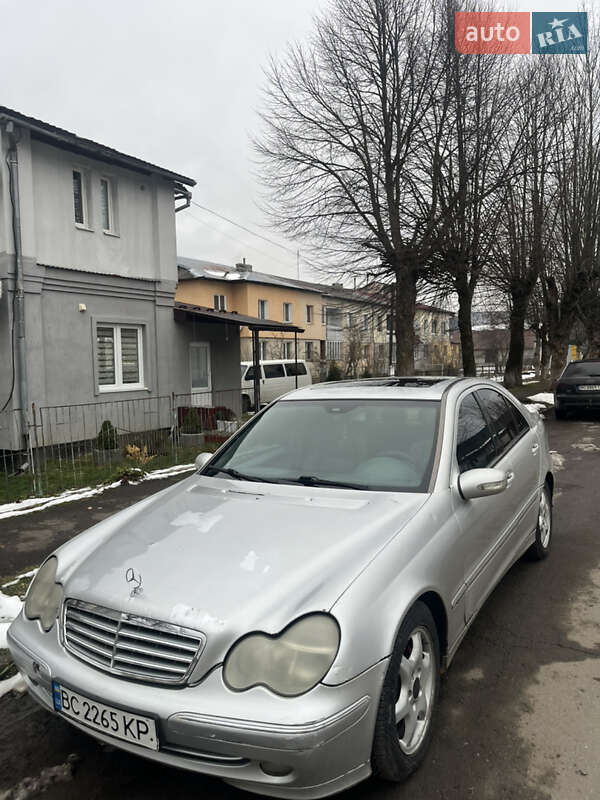 Седан Mercedes-Benz C-Class 2000 в Дрогобичі