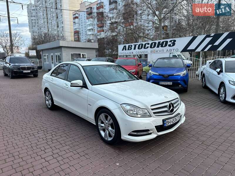 Седан Mercedes-Benz C-Class 2011 в Одесі