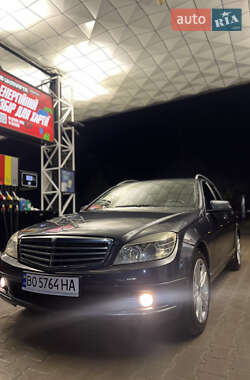 Універсал Mercedes-Benz C-Class 2010 в Тернополі