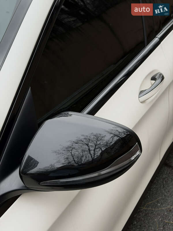 Седан Mercedes-Benz C-Class 2018 в Киеве