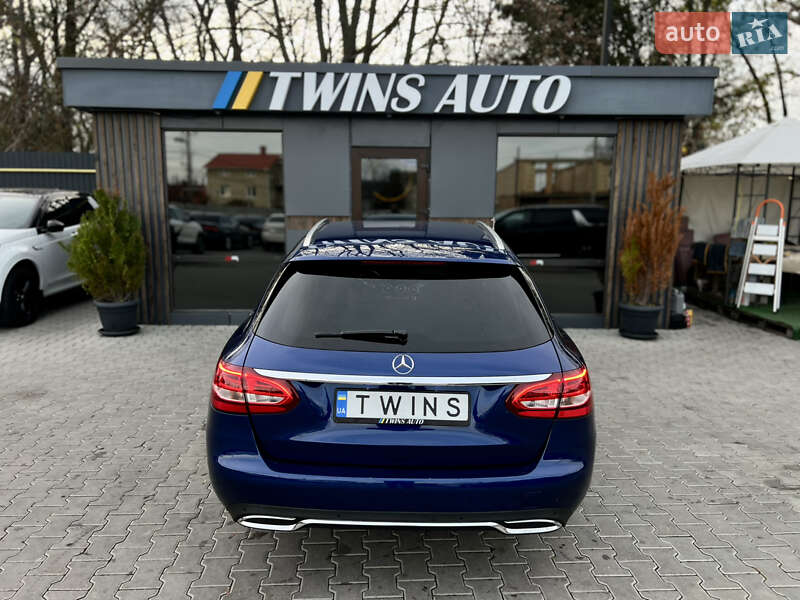 Універсал Mercedes-Benz C-Class 2015 в Одесі