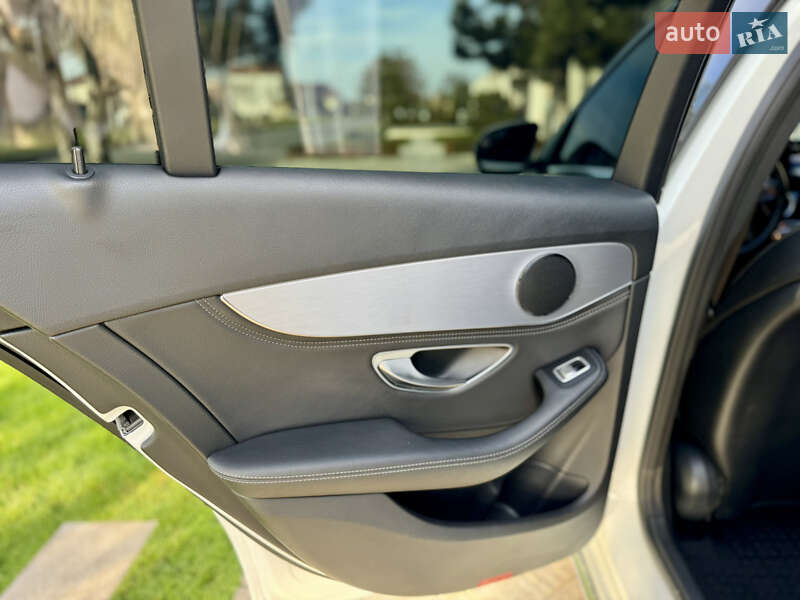 Седан Mercedes-Benz C-Class 2015 в Одессе