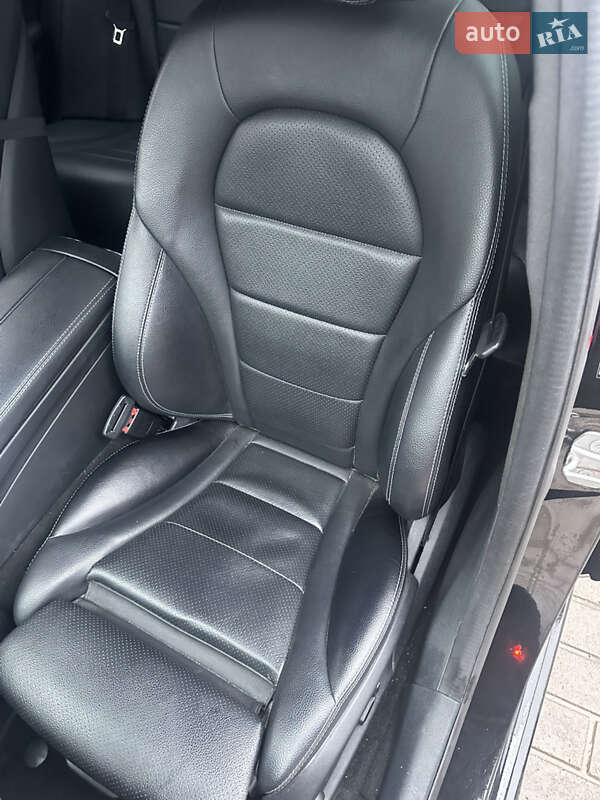 Седан Mercedes-Benz C-Class 2017 в Тернополі