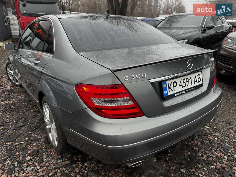 Седан Mercedes-Benz C-Class 2013 в Киеве