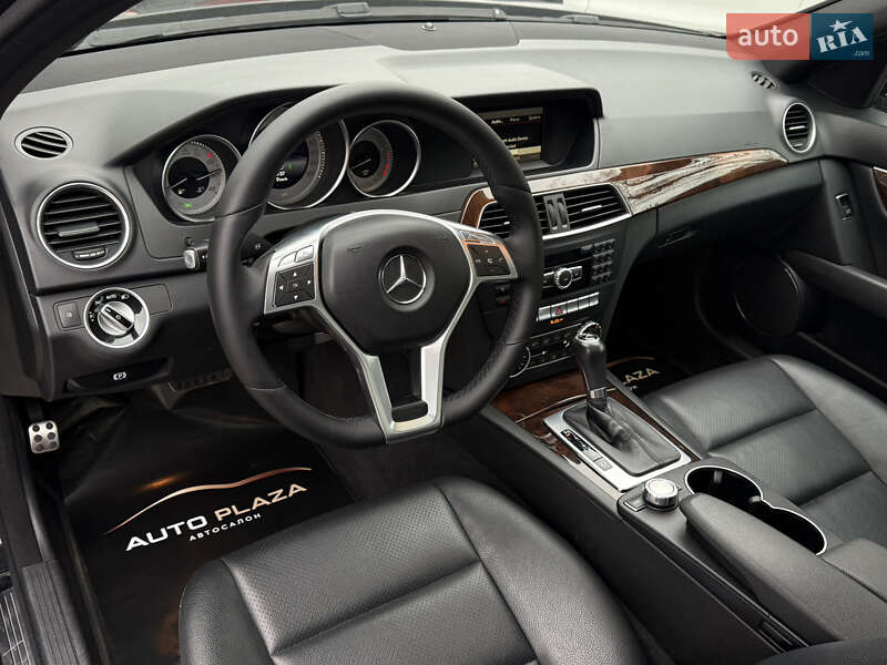 Седан Mercedes-Benz C-Class 2014 в Одессе