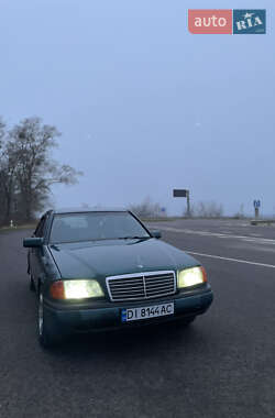 Седан Mercedes-Benz C-Class 1996 в Буске