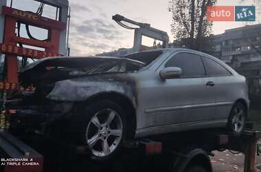Купе Mercedes-Benz C-Class 2001 в Киеве
