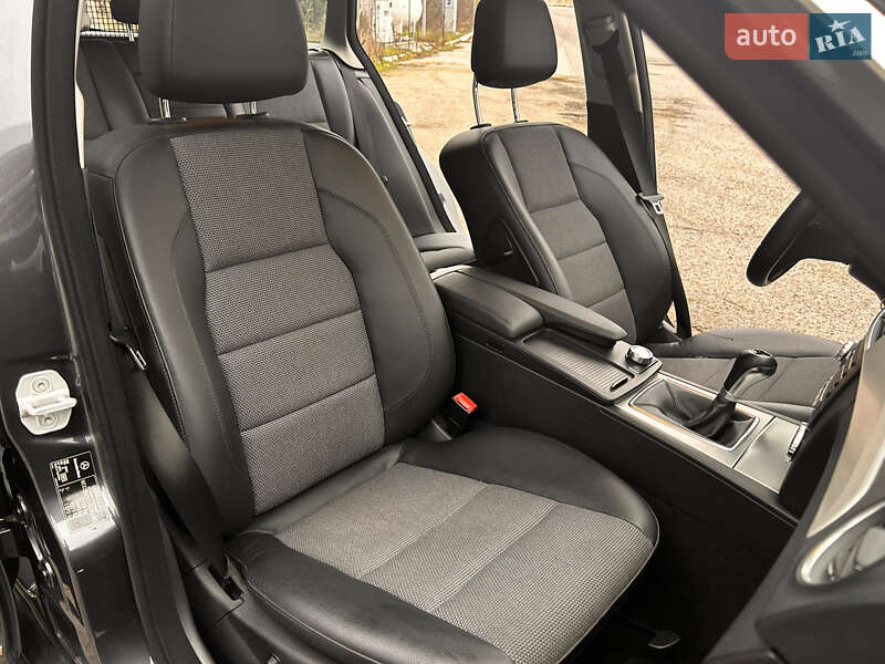 Универсал Mercedes-Benz C-Class 2013 в Одессе