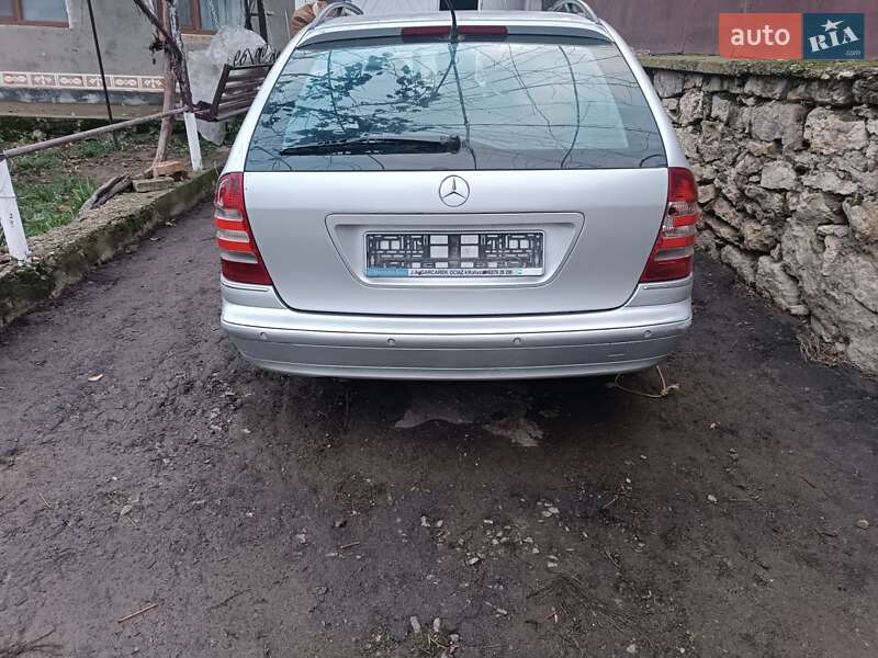 Mercedes-Benz C-Class 2002