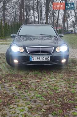 Седан Mercedes-Benz C-Class 2004 в Харкові