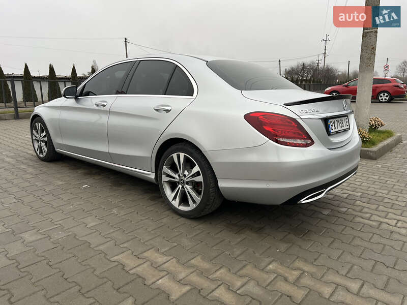 Седан Mercedes-Benz C-Class 2017 в Ізяславі