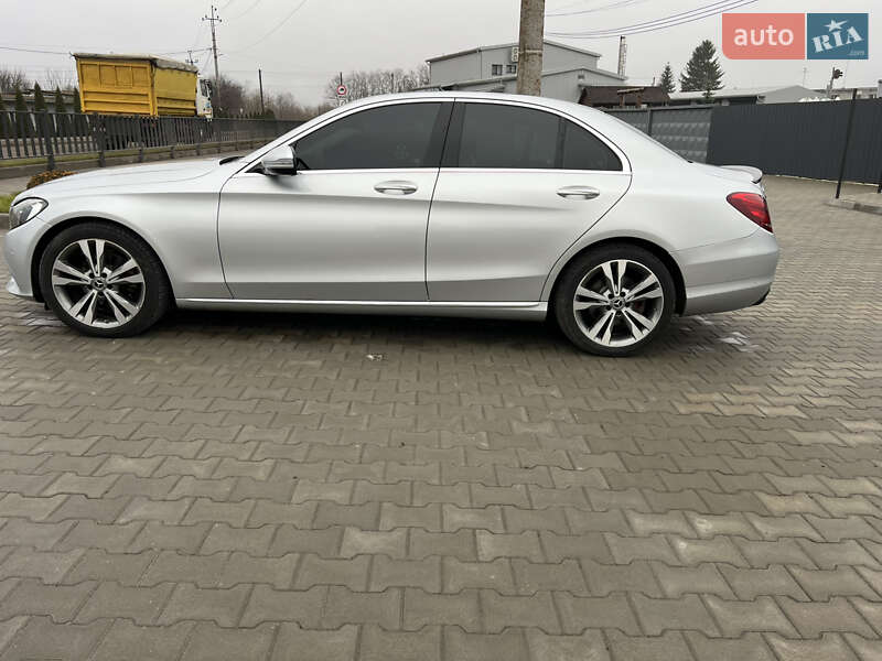 Седан Mercedes-Benz C-Class 2017 в Ізяславі