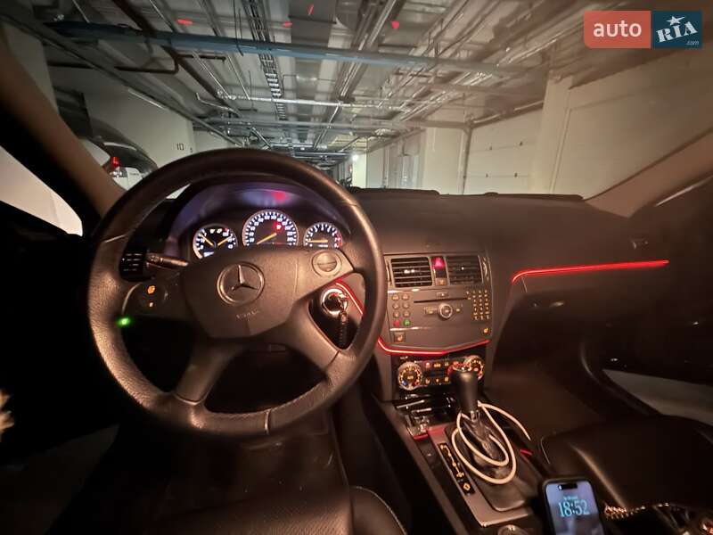 Седан Mercedes-Benz C-Class 2007 в Киеве