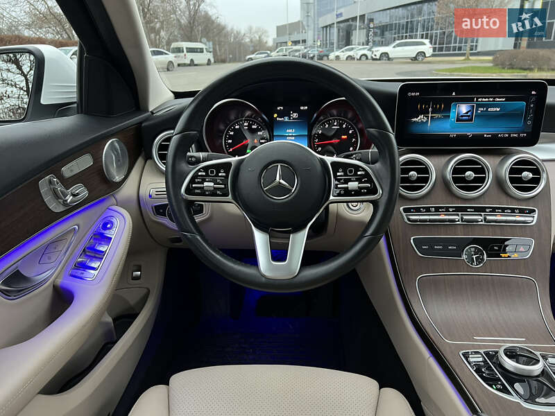 Седан Mercedes-Benz C-Class 2020 в Киеве