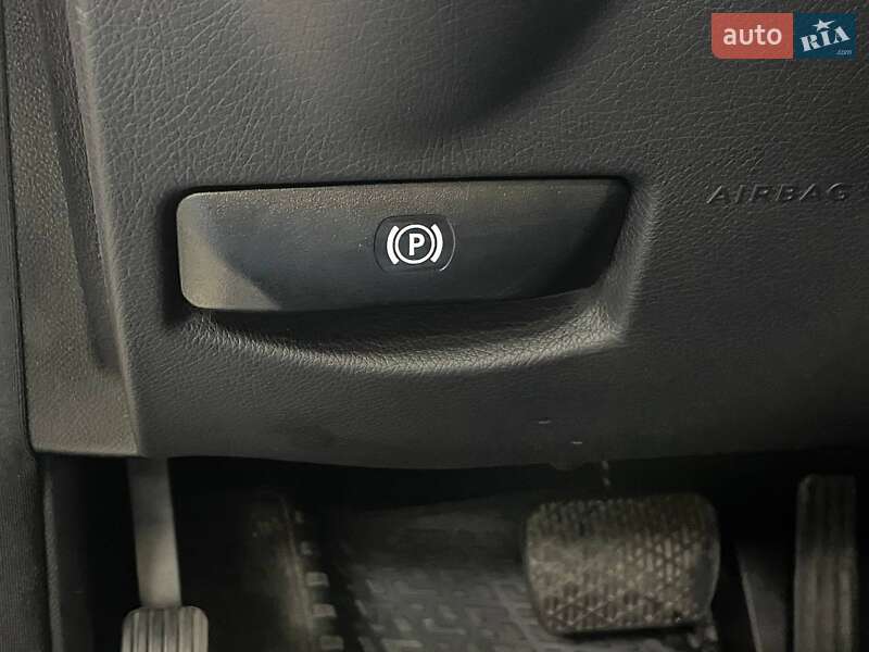 Универсал Mercedes-Benz C-Class 2013 в Киеве