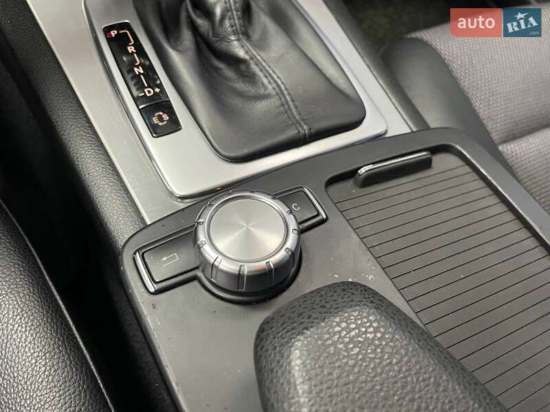 Универсал Mercedes-Benz C-Class 2013 в Киеве