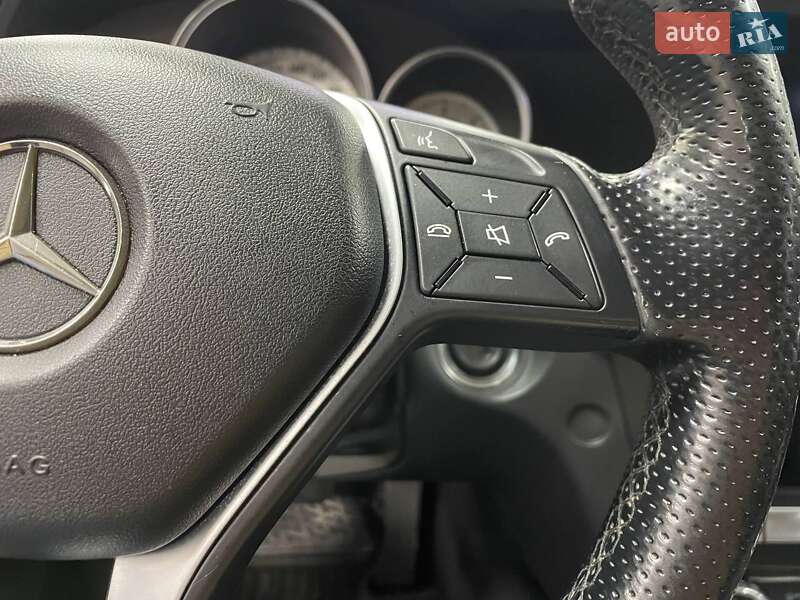 Универсал Mercedes-Benz C-Class 2013 в Киеве