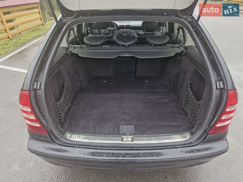 Универсал Mercedes-Benz C-Class 2005 в Верховине