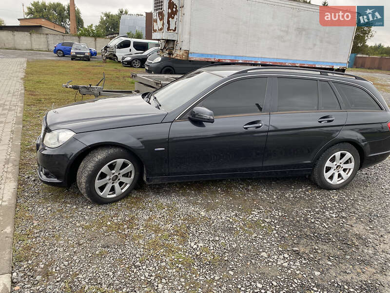 Седан Mercedes-Benz C-Class 2011 в Староконстантинове фото 4 Седан Mercedes-Benz C-Class 2011 в Староконстантинове