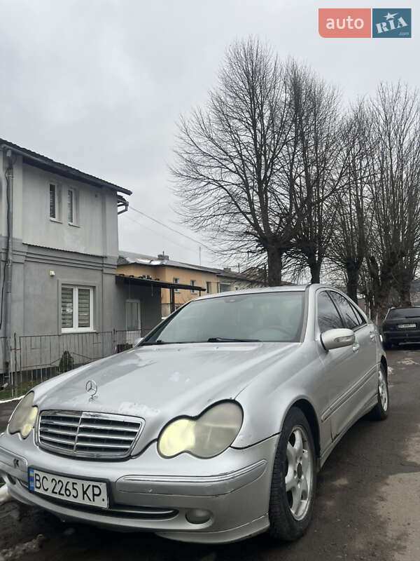 Седан Mercedes-Benz C-Class 2000 в Дрогобыче фото 30 Седан Mercedes-Benz C-Class 2000 в Дрогобыче