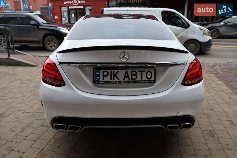 Седан Mercedes-Benz C-Class 2014 в Львове