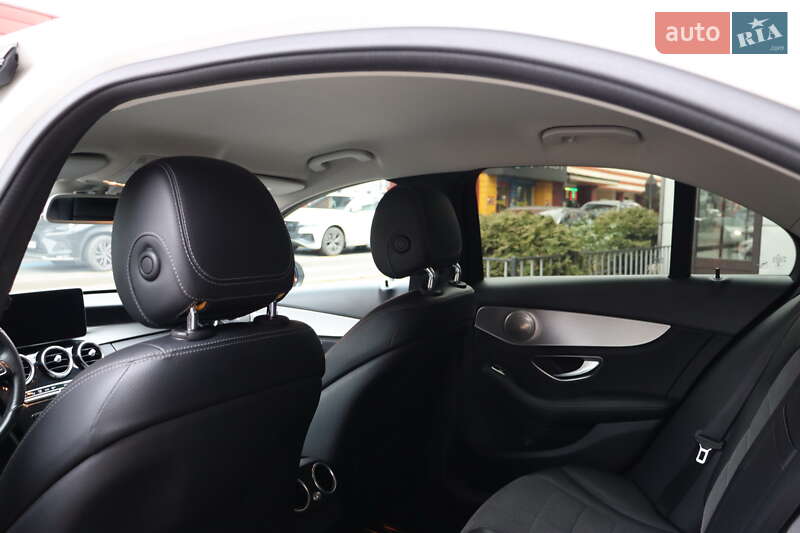 Седан Mercedes-Benz C-Class 2014 в Львове