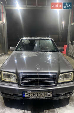 Седан Mercedes-Benz C-Class 1997 в Долине