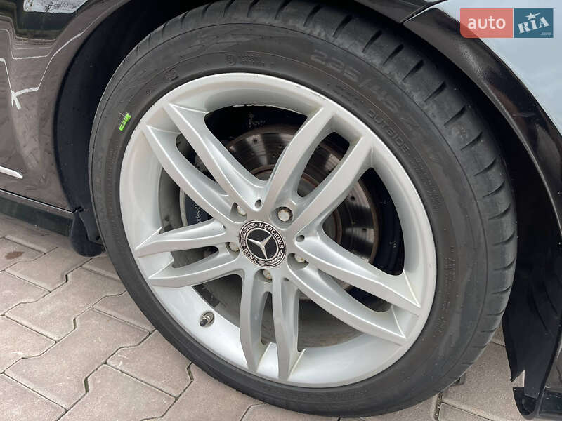 Седан Mercedes-Benz C-Class 2011 в Києві
