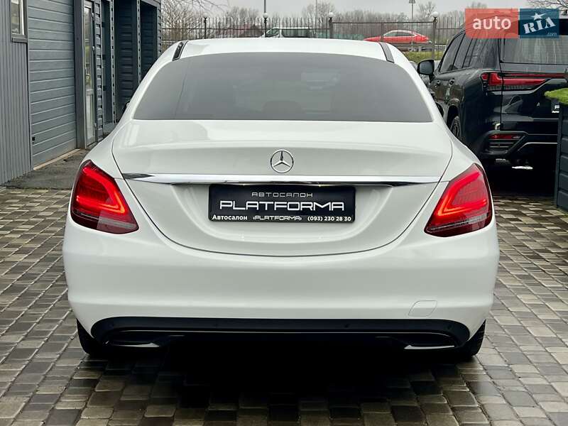 Седан Mercedes-Benz C-Class 2018 в Киеве фото 10 Седан Mercedes-Benz C-Class 2018 в Киеве