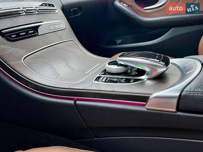 Седан Mercedes-Benz C-Class 2018 в Киеве фото 19 Седан Mercedes-Benz C-Class 2018 в Киеве