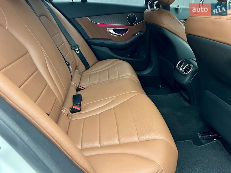 Седан Mercedes-Benz C-Class 2018 в Киеве фото 39 Седан Mercedes-Benz C-Class 2018 в Киеве