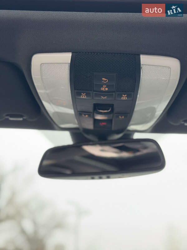 Седан Mercedes-Benz C-Class 2014 в Днепре