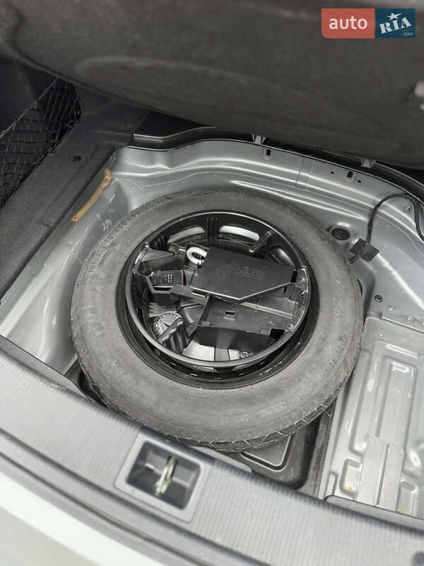 Седан Mercedes-Benz C-Class 2014 в Днепре