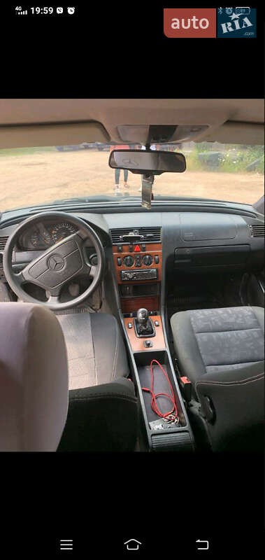 Седан Mercedes-Benz C-Class 1995 в Коростене фото 3 Седан Mercedes-Benz C-Class 1995 в Коростене