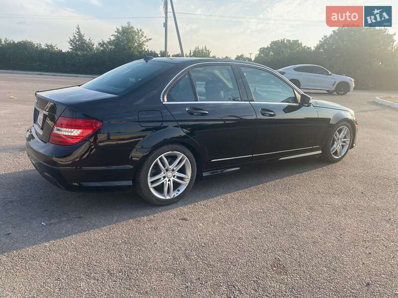 Седан Mercedes-Benz C-Class 2013 в Ирпене фото 5 Седан Mercedes-Benz C-Class 2013 в Ирпене